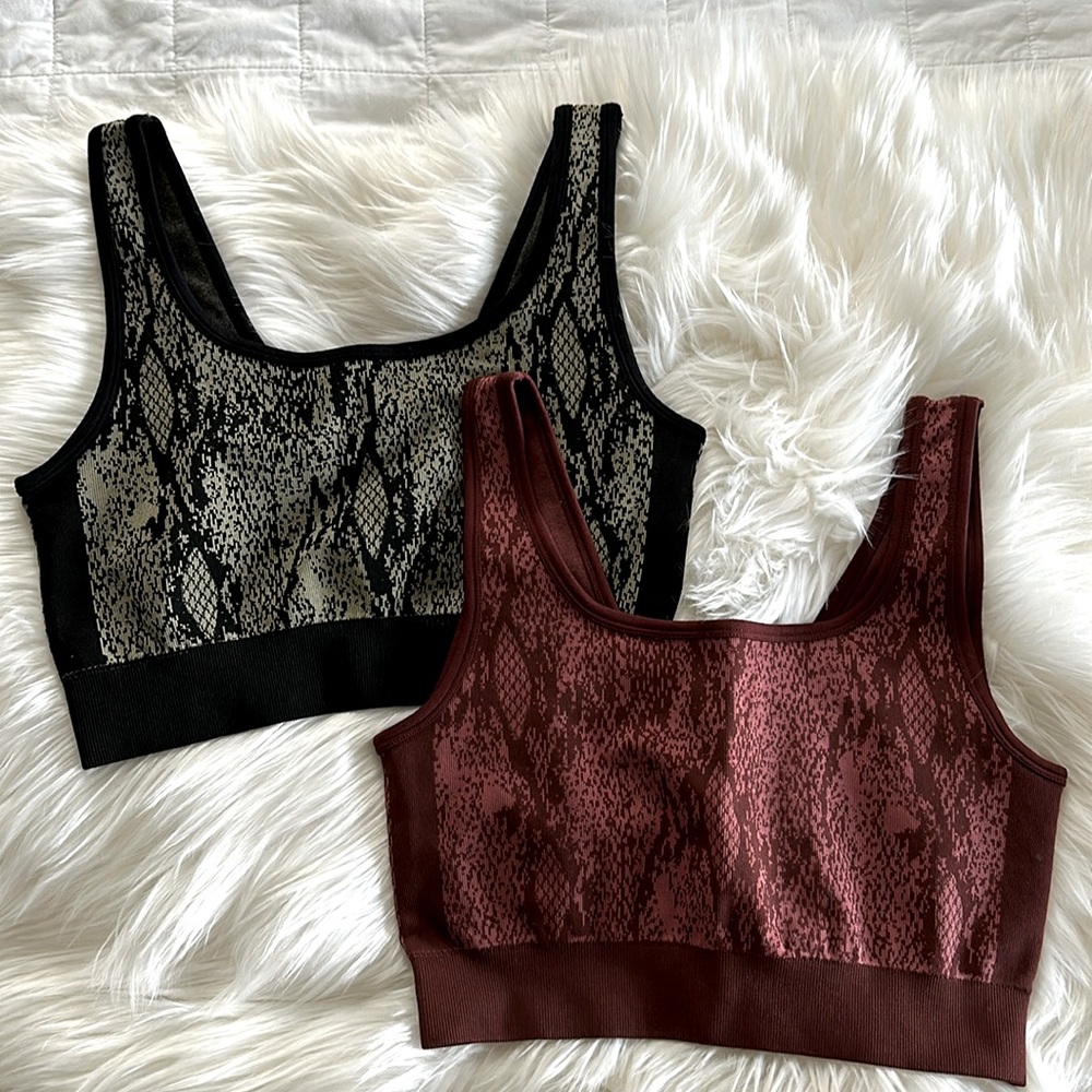 Fabletics Kamala Snakeskin Seamless Sports Bra